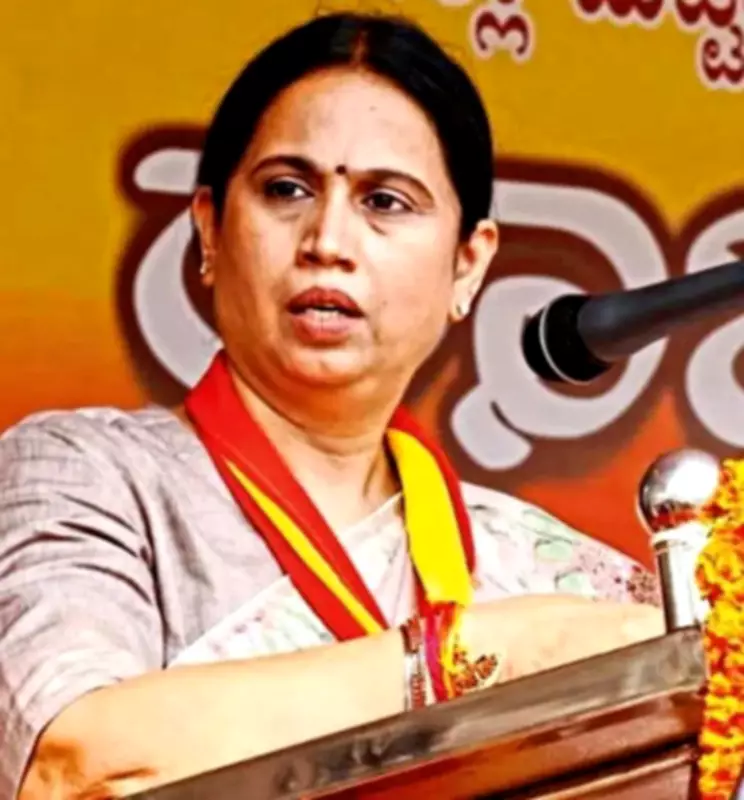 Karnataka Minister Laxmi Hebbalkar Accuses RSS, BJP of Delaying Women's Reservation Act Implementation