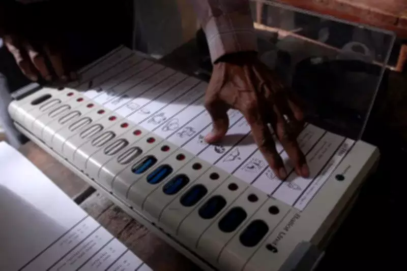 Kerala UDF to Approach High Court Over EVM Strong Room Breach