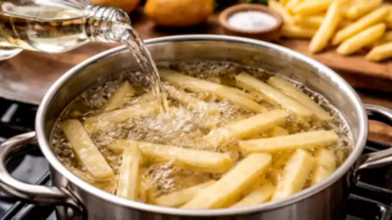 Kitchen Science: The Vinegar Trick for Perfectly Crispy Homemade Fries
