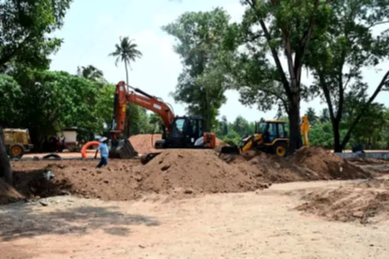 Kochi's Vyttila Hub Clears Snake-Infested Bushes, Begins Nature Park Construction