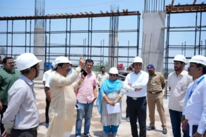 Kolhapur's Rs 277 Crore International Convention Centre Project Inspected by MLA