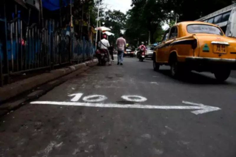 Kolkata Eateries Shut on Poll Day Due to 100-Metre EC Rule