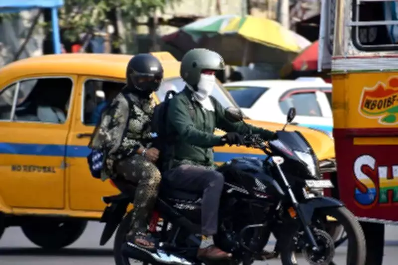 Kolkata Sizzles at 35°C, Humidity Amplifies Discomfort as Heatwave Intensifies