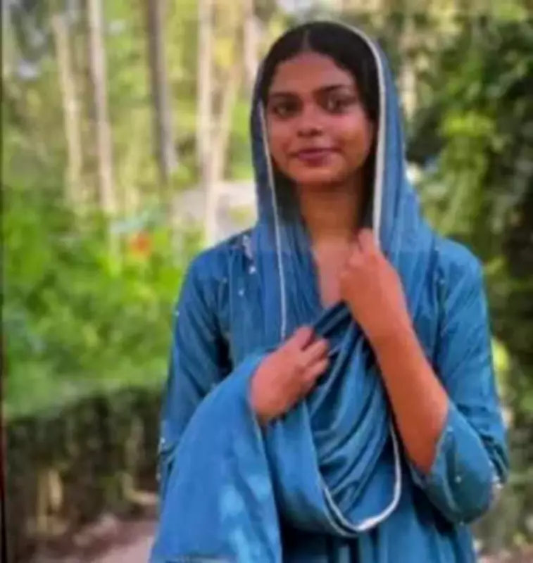 Kozhikode Murder Probe: Police Recover Three Phones from Well in Teen's Killing
