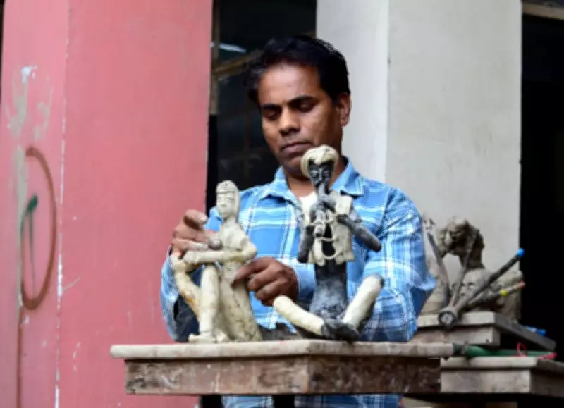 Lab Assistant Wins Recognition for Sculptural Art at State Exhibitions