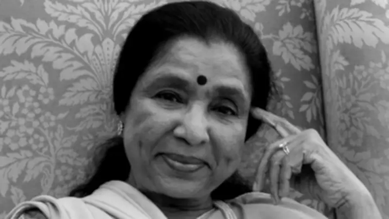 Legendary Singer Asha Bhosle Passes Away at 92 in Mumbai, Leaving Behind a Legacy of 11,000 Songs