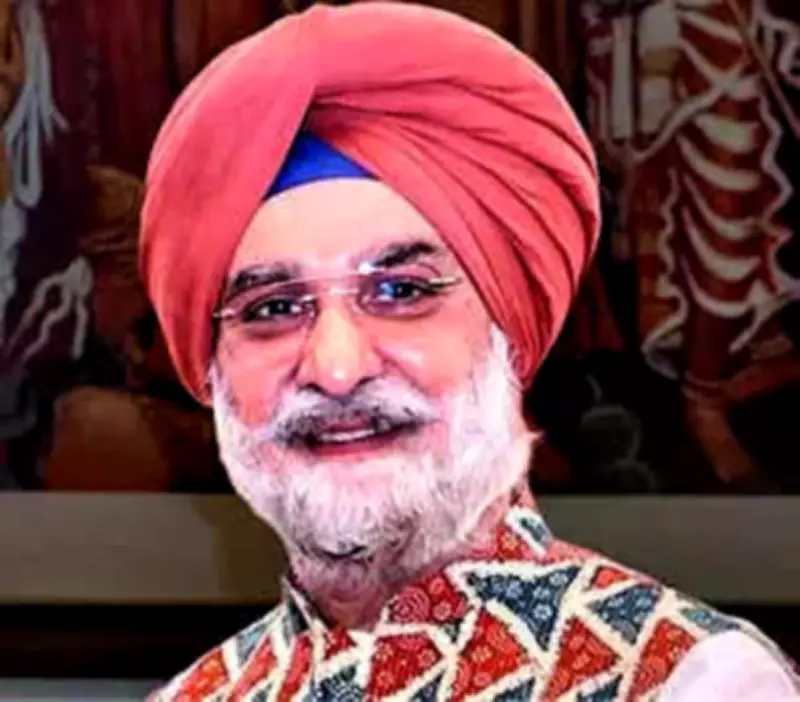 LG Sandhu Reviews NDMC Initiatives: Waste Management, Pedestrian Zones, Power Tariffs