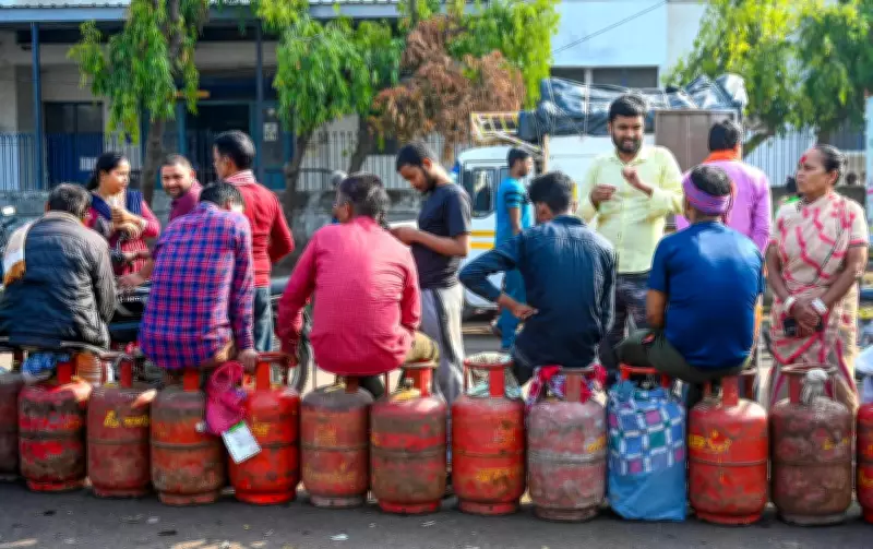 LPG Crisis in Noida and Ghaziabad: Chaos Persists Despite Official Claims of Stabilization