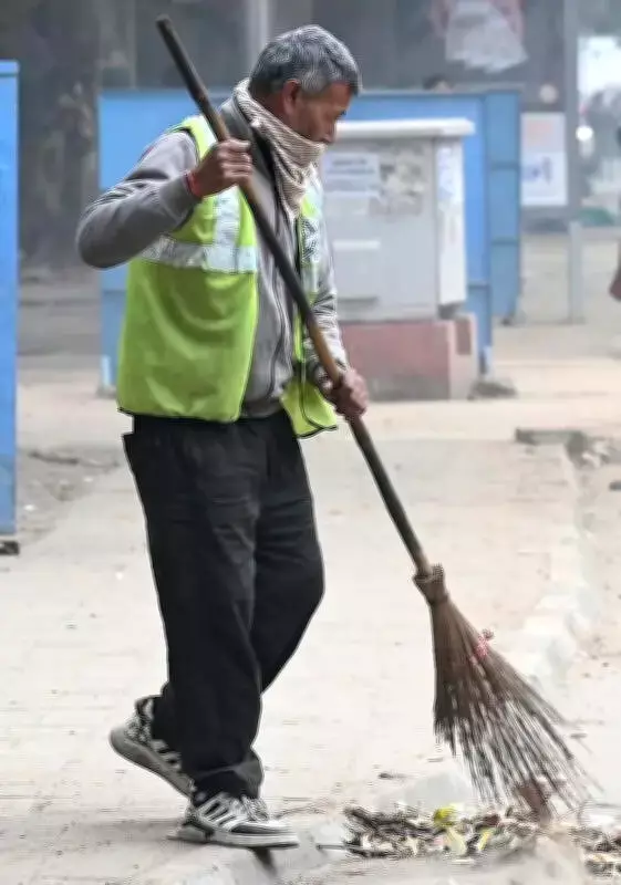 Lucknow's Garbage Crisis: 200 Sanitation Workers Leave for Assam Elections