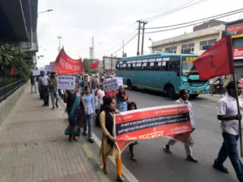 Ludhiana Labour Unions Protest for ₹26,000 Minimum Wage at Samrala Chowk