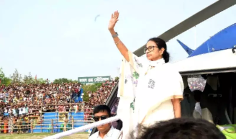 Mamata Banerjee Celebrates Supreme Court Ruling on Voter List Restoration in Bengal