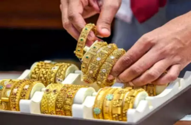 Masked Motorcycle Gang Loots Rs 9.5 Lakh Jewellery from Gold Trader in Dumka