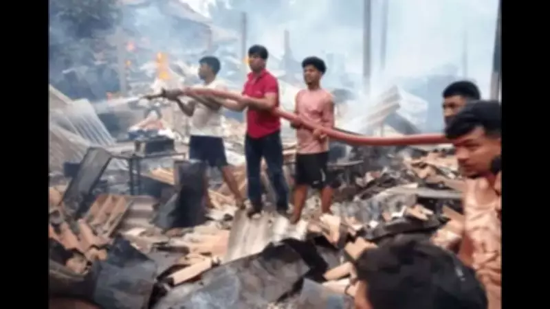 Massive Fire Destroys 18 Shops at Tinpahar Vegetable Market in Sahibganj