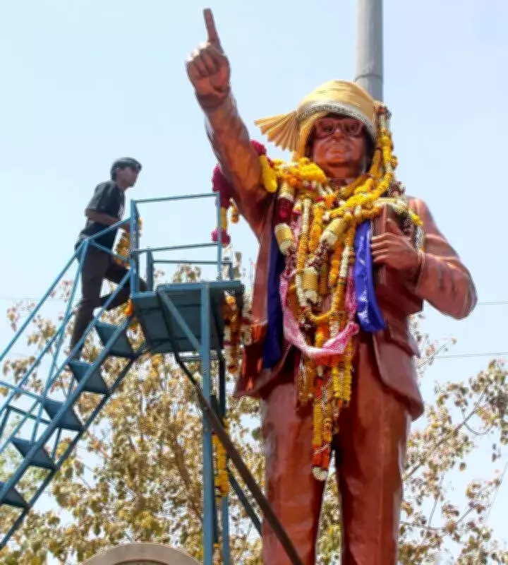 Mhow Honors Dr. BR Ambedkar's 135th Birth Anniversary with Reverence
