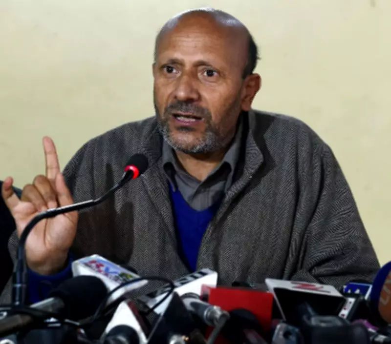 Mirwaiz Appeals to Centre for Sheikh Rashid's Release on Humanitarian Grounds