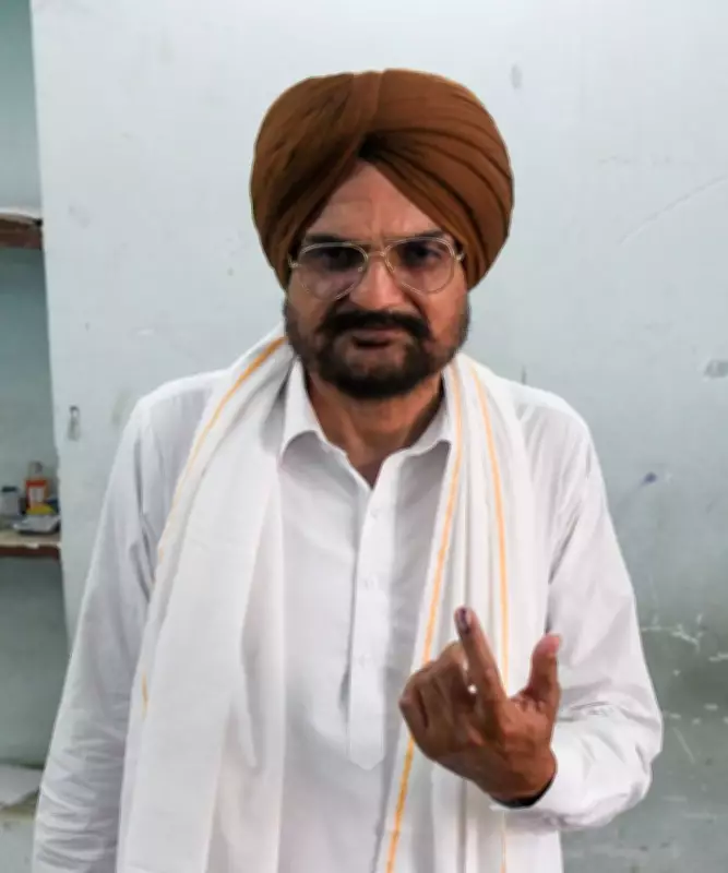 Moosewala's Father Demands Ban on OTT Series 'Lawrence of Punjab'
