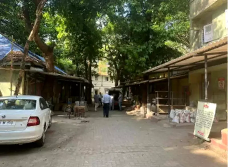 Mumbai Congress Chief Demands Halt to BMC's Worli Plot Auction Amid Scam Allegations