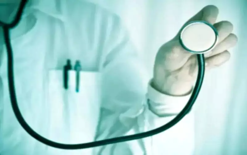 Mumbai Hospital Transfer Rules Ignored, Patients Left Stranded Without Ambulances