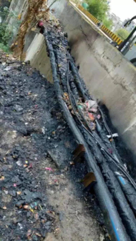 Nagpur Garbage Fire Destroys Power Cables, Causing Widespread Outage