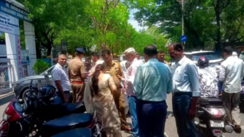 Nagpur University Probe Panel Blocked from College Campus Amid Allegations
