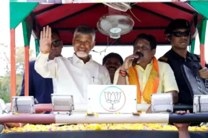 Naidu Campaigns in Tamil Nadu, Invokes Historic Ties to Boost NDA Prospects