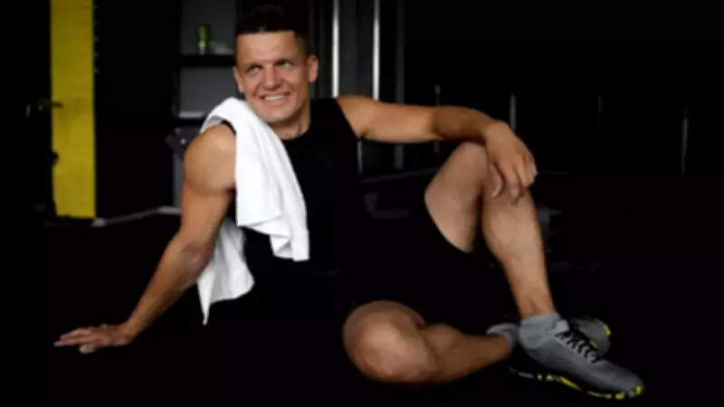 Natural Ways to Boost Testosterone: Strength Training & Supplements Guide