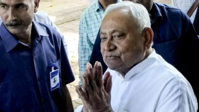 Nitish Kumar Begins Moving from CM Residence, Set to Become Lalu Yadav's Neighbor