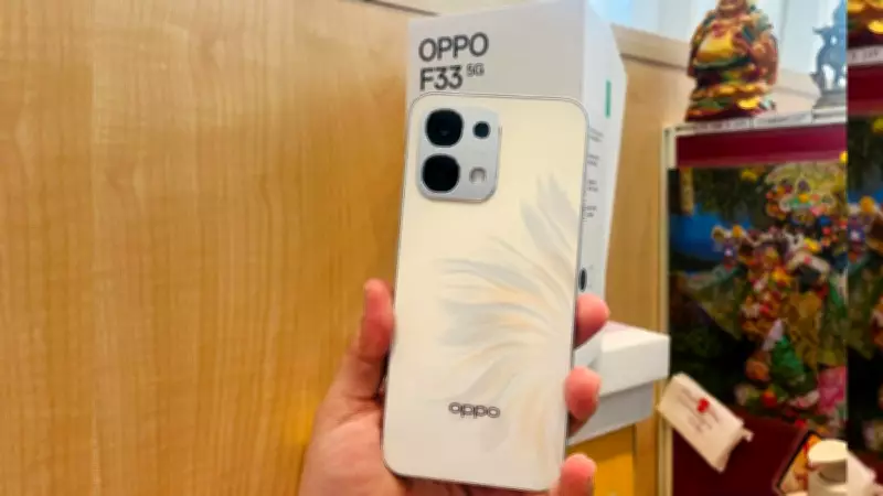 Oppo F33 5G Sale Begins in India with 7000mAh Battery and Cashback Deals