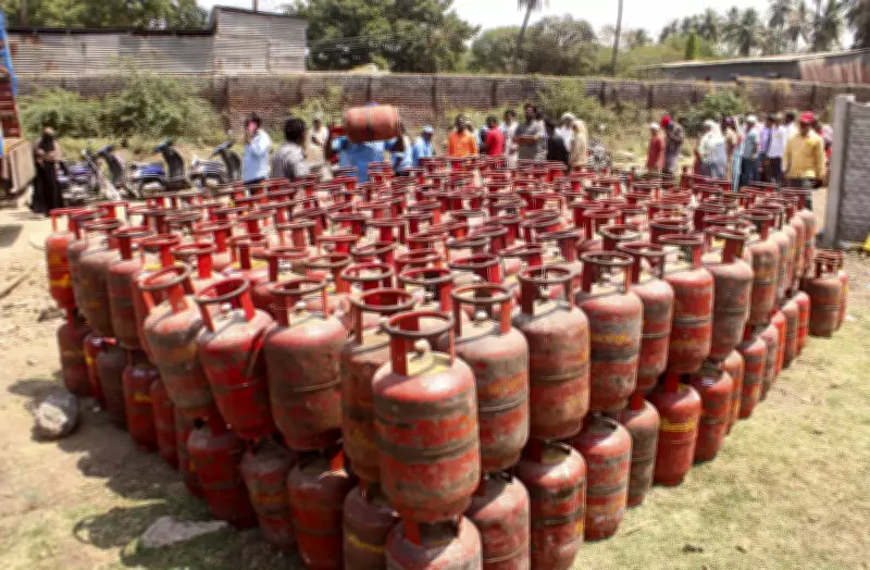 Organised Gang Steals 108 LPG Cylinders from UP Gas Agency in Night Raid