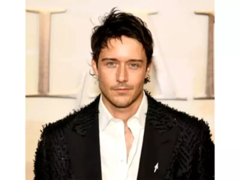 Outlander's Final Season Delivers Heartbreaking Character Death in Dramatic Fire Scene