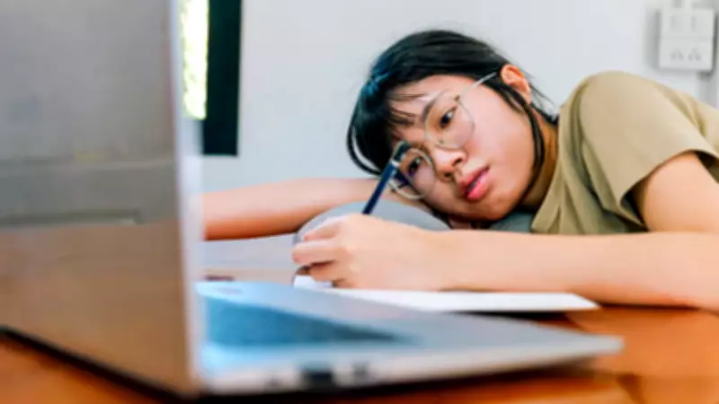 Overcome Digital Distractions During Exam Preparation Effectively