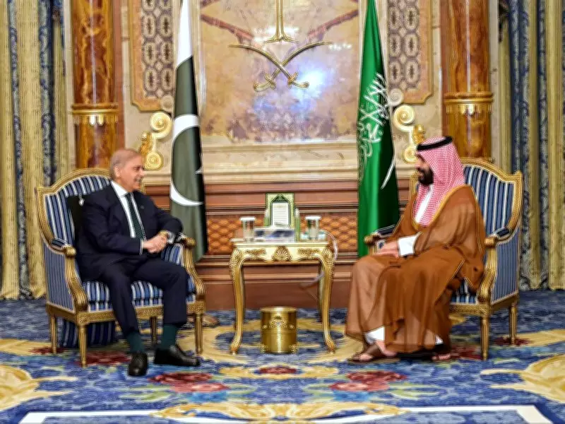Pakistan PM Urges US-Iran Peace Talks in Meeting with Saudi Crown Prince