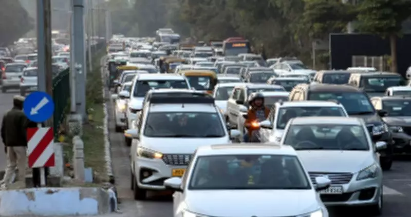 Passenger Vehicle Dispatches Surge 16% to 4.4 Lakh Units in March
