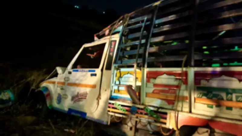 Pick-up van overturns, crashes into SUV in MP's Dhar; labourers killed