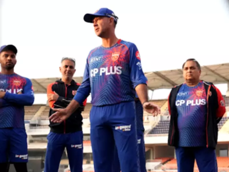 Ponting Praises Bold Move to Use Shashank's Bowling to Break Travis-Shekhar Stand