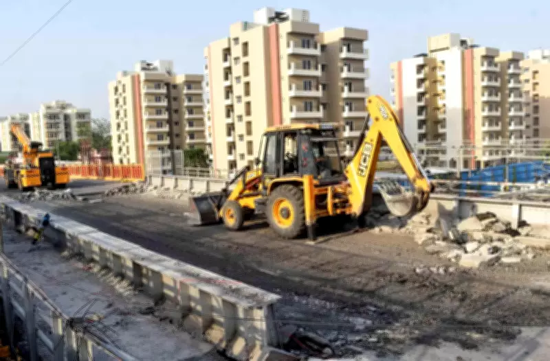 Prayagraj Traffic Diverted as Old Rail Bridge Demolition Begins, New One Planned