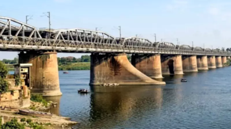 Prayagraj's 3.1km Ganga Bridge to Boost UP's Road Network and Connectivity