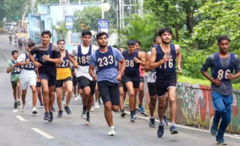 Pune Army Institute Theft: Silver Trophies Worth ₹8.39 Lakh Stolen in Suspected Inside Job