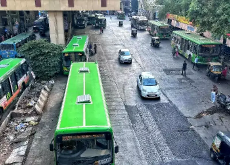 Pune PMPML Buses Face Vandalism Risk Due to Parking Shortage