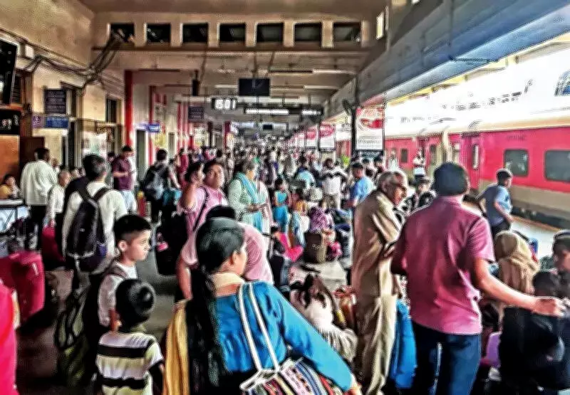 Pune Railway Ops Normal After 24-Hour Vande Bharat Derailment Disruption