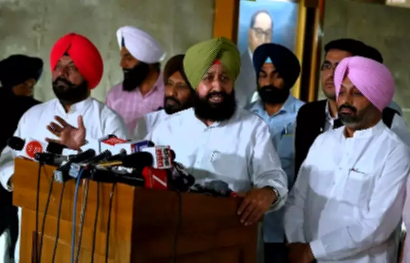 Punjab Governor Assents to Guru Granth Sahib Protection Bill, Opposition Demands Action