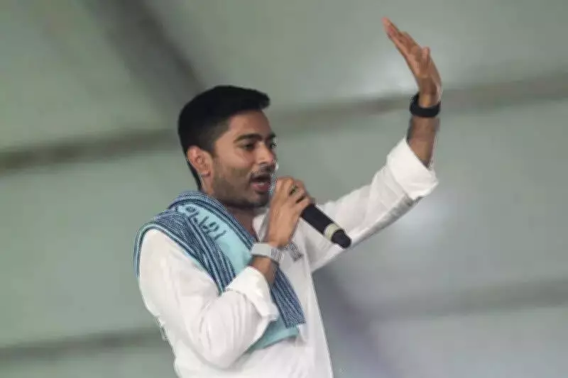 Rahul Gandhi, Abhishek Banerjee Coordinate as INDIA Bloc Defeats Delimitation Bill