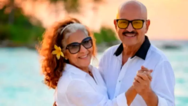 Rakesh Roshan and Pinkie Roshan Recreate Iconic Pose for 55th Anniversary