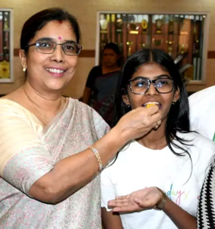Ranchi's CBSE Topper Pranya Priya Shares Success Secrets After Scoring 99.6%