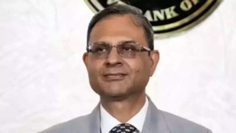 RBI Holds Repo Rate at 5.25% Amid Weaker Growth, Higher Inflation Outlook