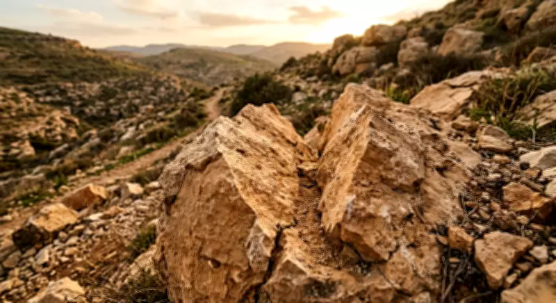Rocks Emit Chemical Signals Before Breaking, Study Finds