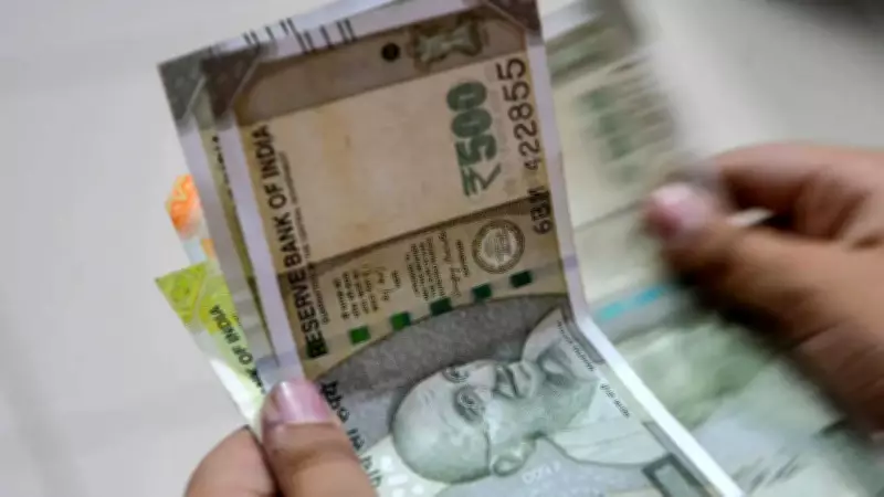 Rupee Soars 173 Paise to 93.1, Strongest Recovery in 13 Years After RBI Curbs
