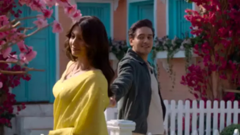 Salman Khan Welcomes New Talent Zeyn Shaw and Abhishrri Sen in 'Maatrubhumi' Song