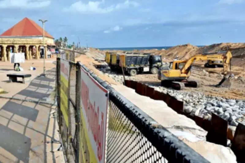 Shanghumugham Beach Access Restricted During Summer Vacation