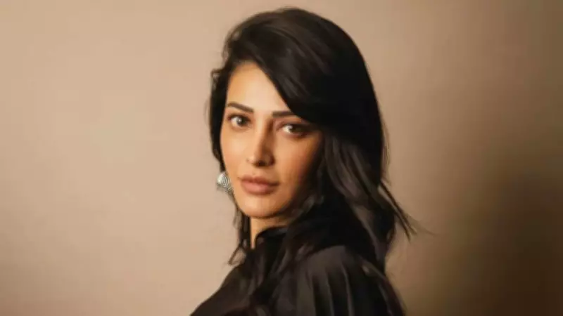 Shruti Haasan Reacts Strongly After Paparazzo Calls Her 'Mumma' in Viral Video